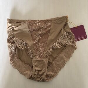 Italian Leilieve Lingerie Underwear . Made in Italy. Gorgeous Size 32/S‎